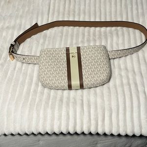 NWOT Michael Kors Fanny pack
